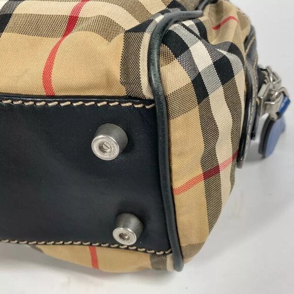 BURBERRY Pouch check Clutch bag with handle - Picture 8 of 16